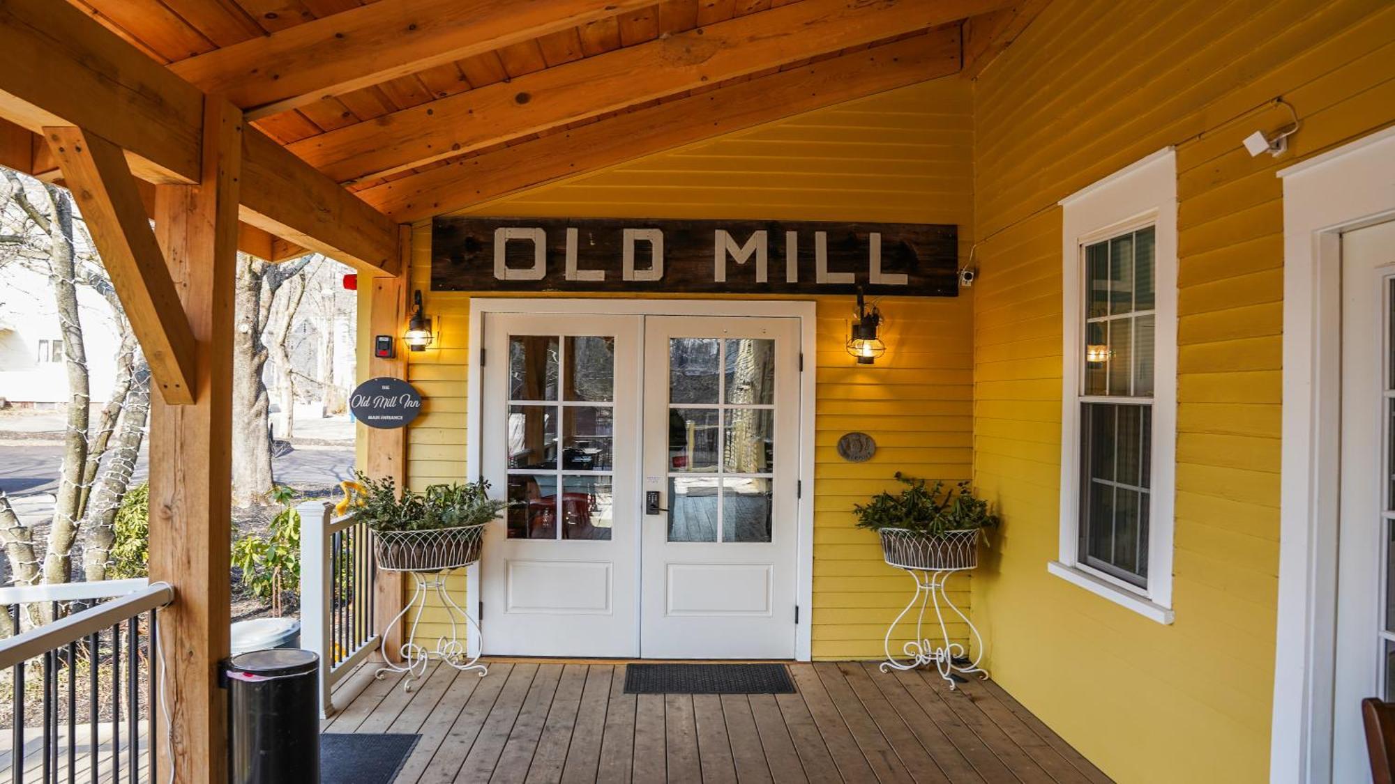 Old Mill Inn Hatfield Bagian luar foto